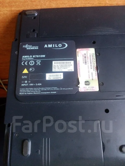 Fujitsu Siemens Amilo. 1,8����, ��� 512 ��, ���� 60���, WiFi: 1 ����