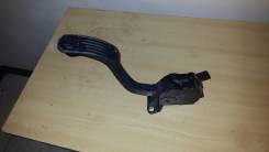 Педаль акселератора. Toyota Corolla, ZZE141, ZZE142, ZRE142 Toyota Highlander, GSU40, GSU45, MHU48 Toyota Aurion, ACV40, GSV40 Toyota Camry, ACV40, AS...