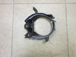 Крепление противотуманной фары. Toyota ist, ZSP110, NCP115, NCP110 Двигатели: 1NZFE, 2ZRFE