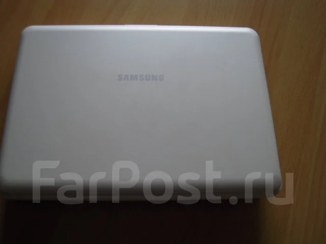 Samsung N130. 1,6����, ��� 1024 ��, ���� 152���, WiFi: 1, ����������� �� 5��. ����