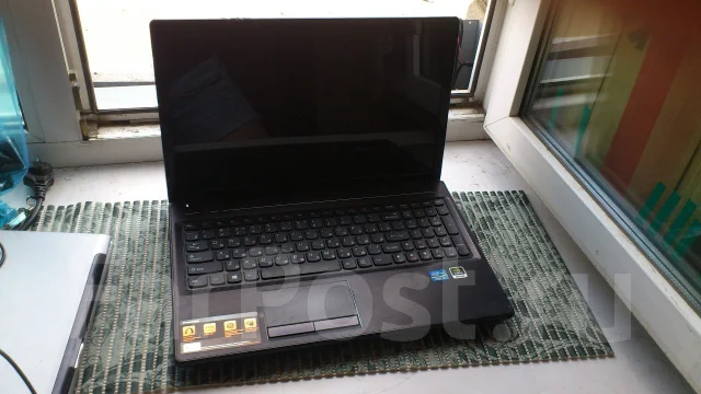 Lenovo G580. 2,4����, ��� 4 ��, ���� 500���, WiFi: 1, Bluetooth: 1, ����������� �� 3��. ����