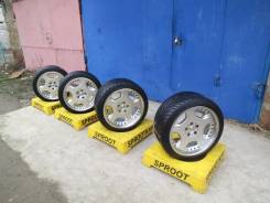 OZ Racing. 10.0/8.5x18, 5x114.30, ET38/38, ЦО 75,0 мм.
