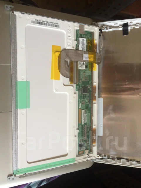 Sony VAIO VPC-M13M1R. 1,8����, ��� 1024 ��, ���� 250���, WiFi: 1 ����