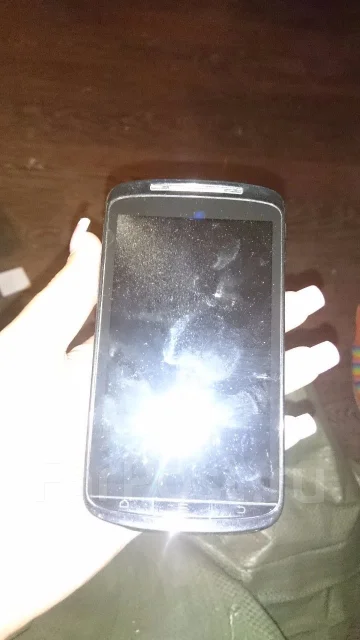 ZTE Skate. �/� ����