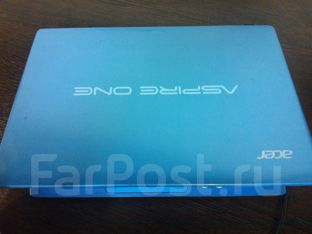 Acer Aspire One 756-877B1bb. 1,4����, ��� 2048 ��, ���� 500���, WiFi: 1, Bluetooth: 1, ����������� �� 5��. ����