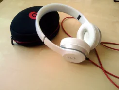 Beats Solo