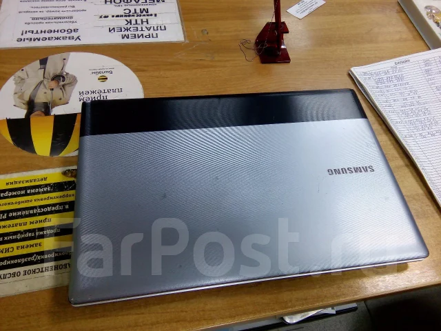 Samsung RV511. 2,6����, ��� 4 ��, ���� 320���, WiFi: 1, ����������� �� 4��. ����