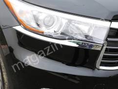 Накладка на фару. Toyota Highlander