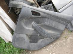 Обшивка двери. Ford Focus