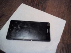 Sony Xperia Z3. �/�