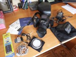 Sony Cyber-shot DSC-R1. 10 - 14.9 Мп, зум: 5х