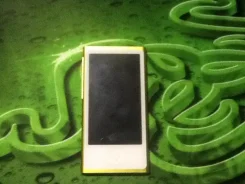Apple iPod nano 7. ����