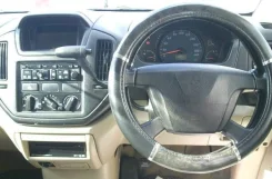Mitsubishi Dion ����