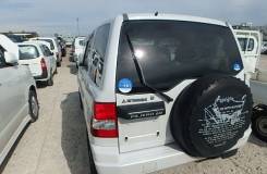Mitsubishi Pajero iO