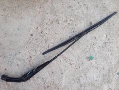 Дворник двери багажника. Toyota Camry, SV43, SV42, SV41, SV40 Toyota Vista, SV40, SV41, SV42, SV43