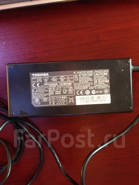 Toshiba Satellite. WiFi: 1, Bluetooth: 1 ����