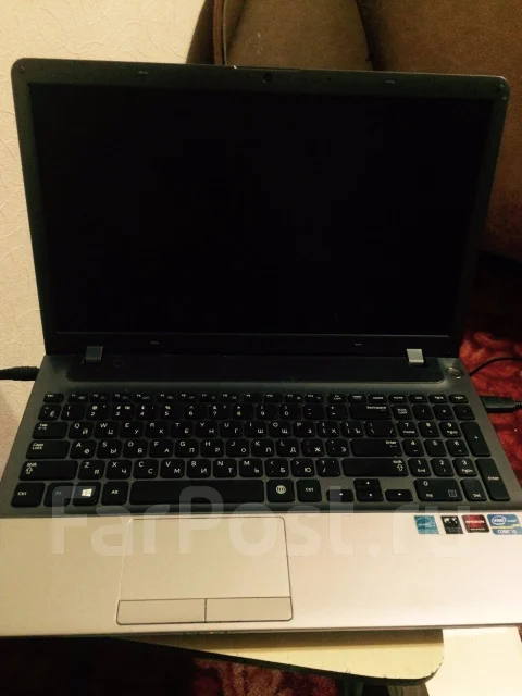 Samsung 350V5C. 240����, ��� 6 ��, ���� 500���, WiFi: 1, Bluetooth: 1, ����������� �� 18��. ����