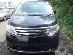 Nissan Serena. 25