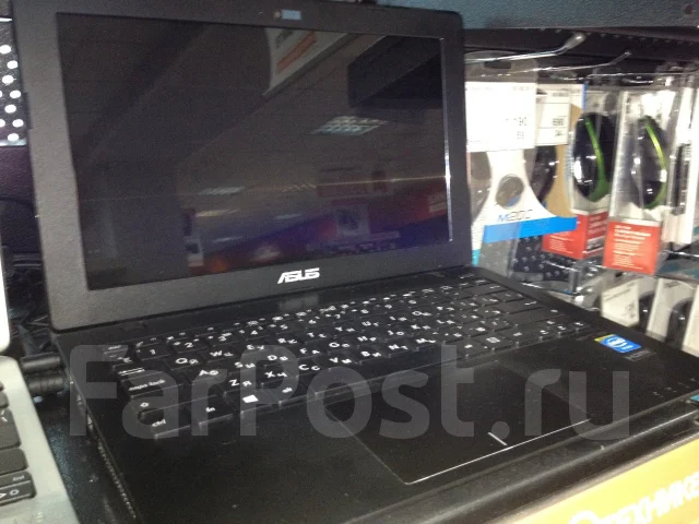 Asus X200MA ����