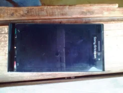 Sony Ericsson Satio ����