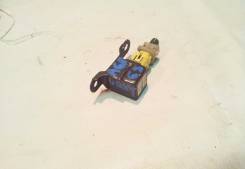 Датчик airbag. Toyota Voxy, AZR65G, AZR65, AZR60, AZR60G Toyota Noah, AZR60, AZR60G, AZR65, AZR65G Двигатель 1AZFSE