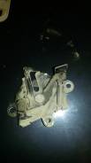 Замок капота. Toyota Vista, CV30, SV30, SV35, SV32, SV33 Двигатели: 2CT, 3SGE, 3SFE, 4SFE