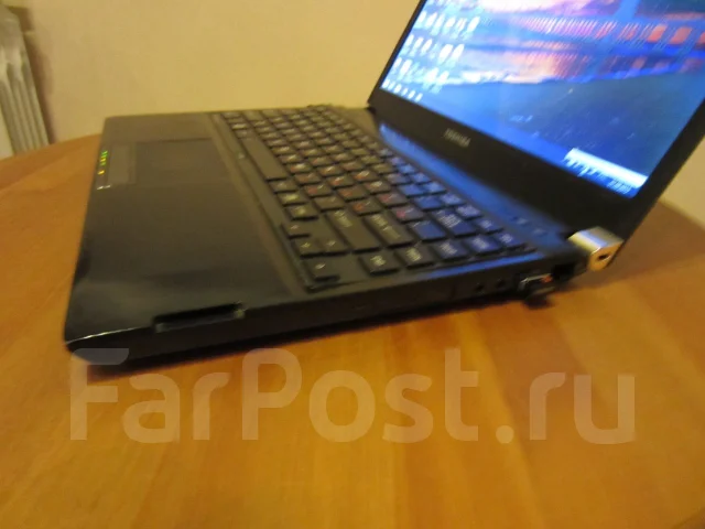 Toshiba Portege R705. 2,3����, ��� 4 ��, ���� 128���, WiFi: 1, Bluetooth: 1, ����������� �� 3��. ����
