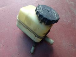 Бачок гидроусилителя руля. Toyota Carina, ST215, ST190, ST195 Toyota Corona Premio, ST215, ST210 Toyota Corona, ST215, ST210, ST195, ST190, ST191 Toyo...