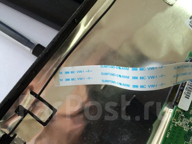 Asus Eee PC 1005PE. 16����, ��� 2048 ��, ���� 1���, WiFi: 1, Bluetooth: 1, ����������� �� 14��. ����