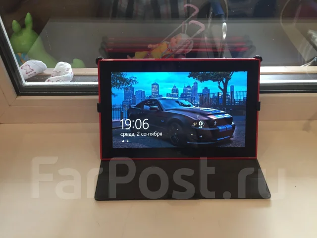 Nokia Lumia 2520 ����