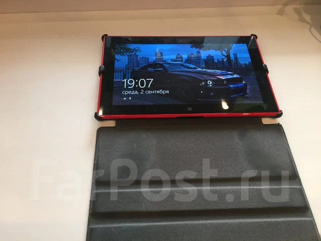 Nokia Lumia 2520 ����