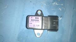 Датчик замедления. Nissan X-Trail, NT30, PNT30 Двигатели: YD22ETI, QR25DE, QR20DE, SR20VET