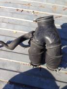 Патрубок воздухозаборника. Toyota Harrier, MCU10, MCU10W, MCU15, MCU15W Toyota Highlander, MCU20, MCU20L, MCU25, MCU25L Toyota Kluger V, MCU20, MCU20W...