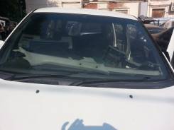 Стекло лобовое. Nissan Elgrand, AVWE50