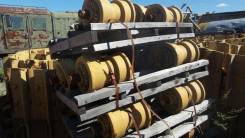 Каток гусеницы опорный однобортный. Komatsu