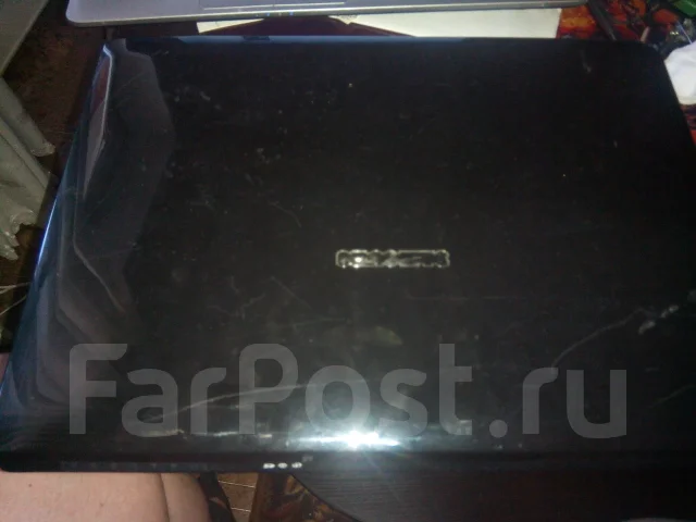 Samsung R70. 1,8����, ��� 3072 ��, ���� 500���, WiFi: 1, Bluetooth: 1, ����������� �� 4��. ����