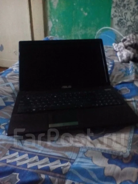 Asus K53TK. 500����, ��� 3072 ��, ���� 500���, WiFi: 1, Bluetooth: 1, ����������� �� 2��. ����