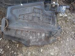 Корпус воздушного фильтра. Toyota Corolla Fielder, ZZE122 Двигатель 1ZZFE