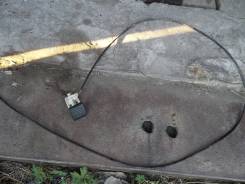 Тросик замка капота. Toyota: Cynos, Cresta, Corolla II, RAV4, Corona, Carina E, Sera, Carina ED, Prius, Chaser, Curren, Tercel, Corsa, Raum, Carina, W...