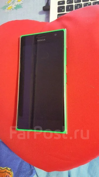 Nokia Lumia 735. ����� ����
