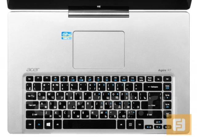 Acer Aspire R7. 3,1����, ��� 8 ��, ���� 1 000���, WiFi: 1, Bluetooth: 1 ����