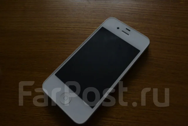 Apple iPhone 4 8Gb ����