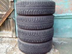 Bridgestone Ice Cruiser 7000. Зимние, шипованные, износ: 30%, 4 шт