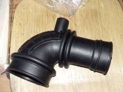Патрубок воздухозаборника. Nissan Terrano, PR50, RR50 Nissan Elgrand, AVE50, AVWE50 Nissan Terrano Regulus, JRR50 Двигатели: QD32TI, TD27TI, QD32ETI