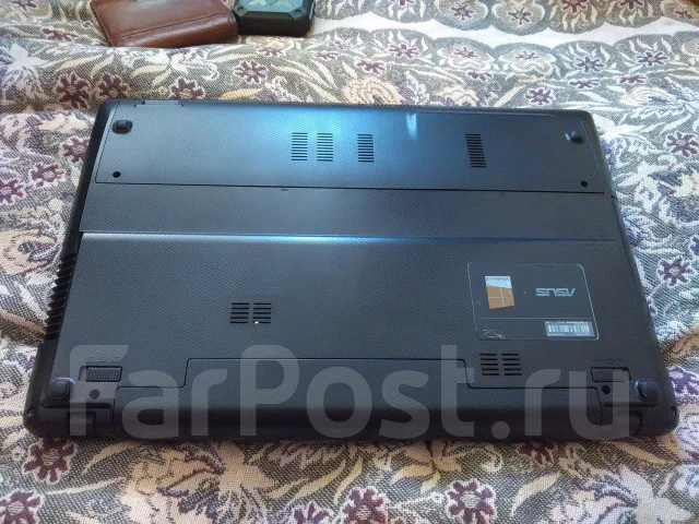 Asus X55VD. 2,4����, ��� 6 ��, ���� 500���, WiFi: 1, Bluetooth: 1, ����������� �� 8��. ����