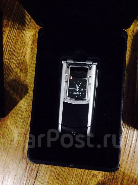 Vertu Constellation. �/� ����