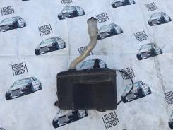 Бачок омывателя фар. Toyota Mark II, JZX100 Toyota Cresta, JZX100 Toyota Chaser, JZX100 Двигатель 1JZGTE