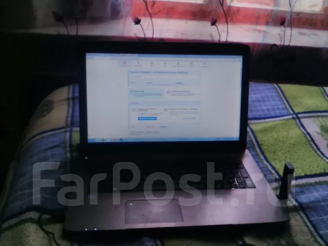 DNS Home 0801480. 1,6����, ��� 4 ��, ���� 450���, WiFi: 1, Bluetooth: 1, ����������� �� 8��. ����