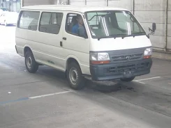 Toyota Regius Ace. TRH112. ��� ����� �� ������������ ����