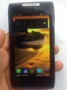 Motorola RAZR XT910 ����